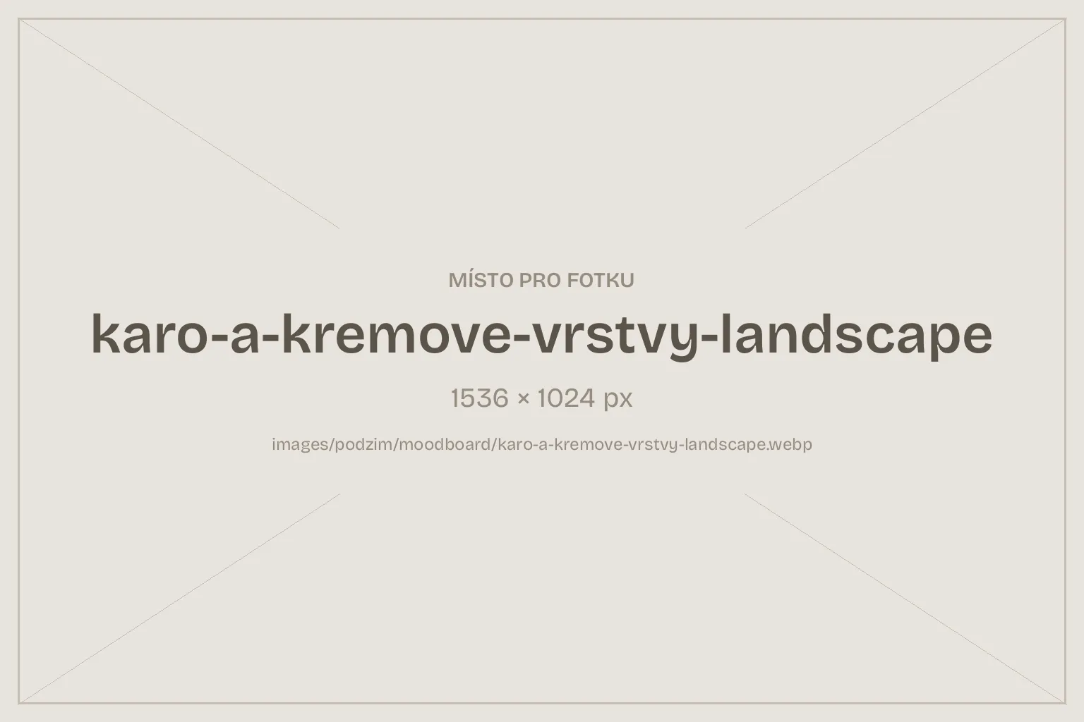 Dítě a žena na kárované dece mezi jablky a krémovými vrstvami